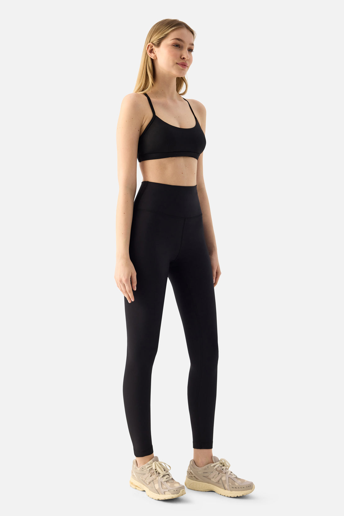 Komfort High Rise Soft Leggings in Black 7/8 Length