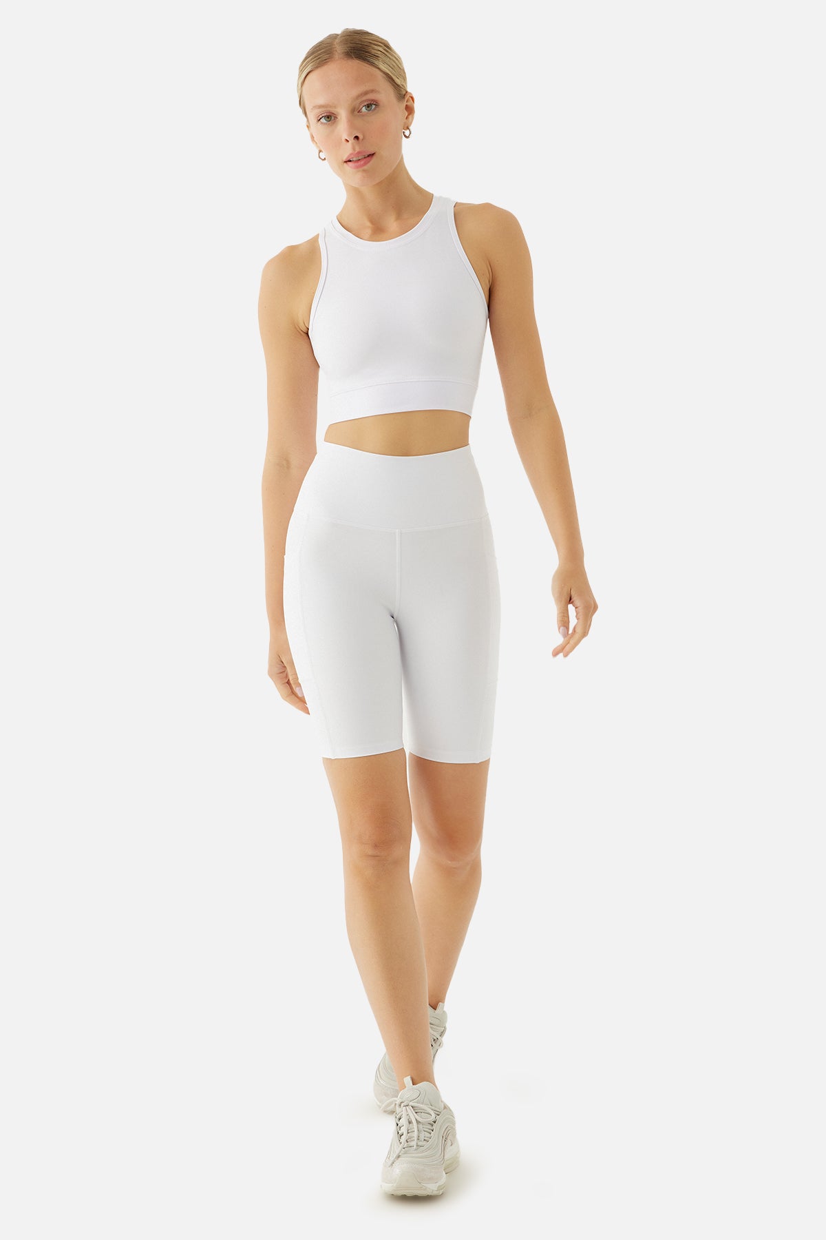 Olivia Sports Crop White