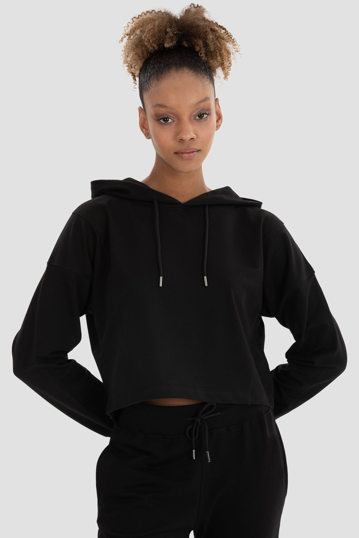 Kayze Oversized Cropped Hoodie - Black