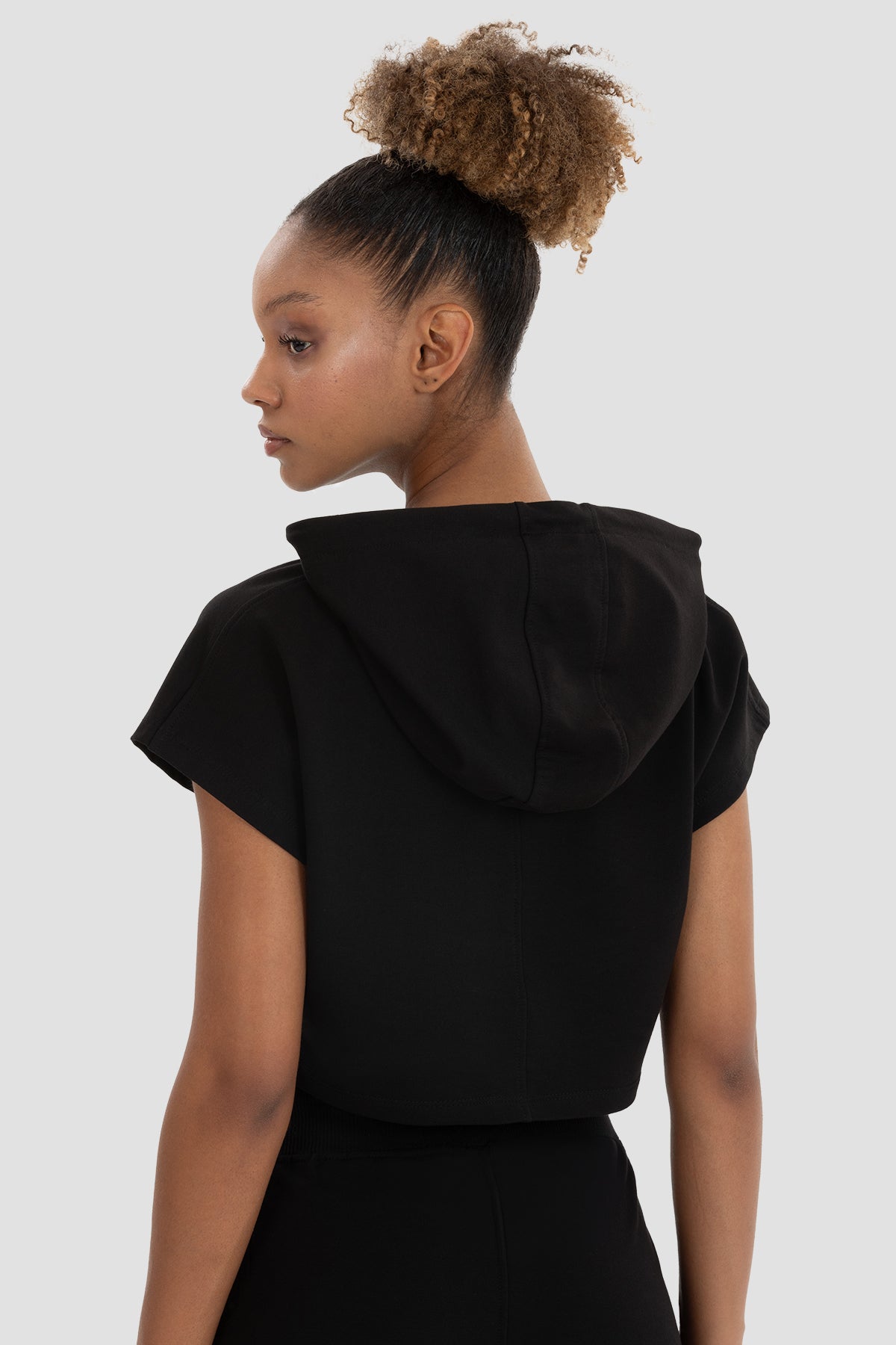 Kush Sleeveless Cropped Hoodie - Black