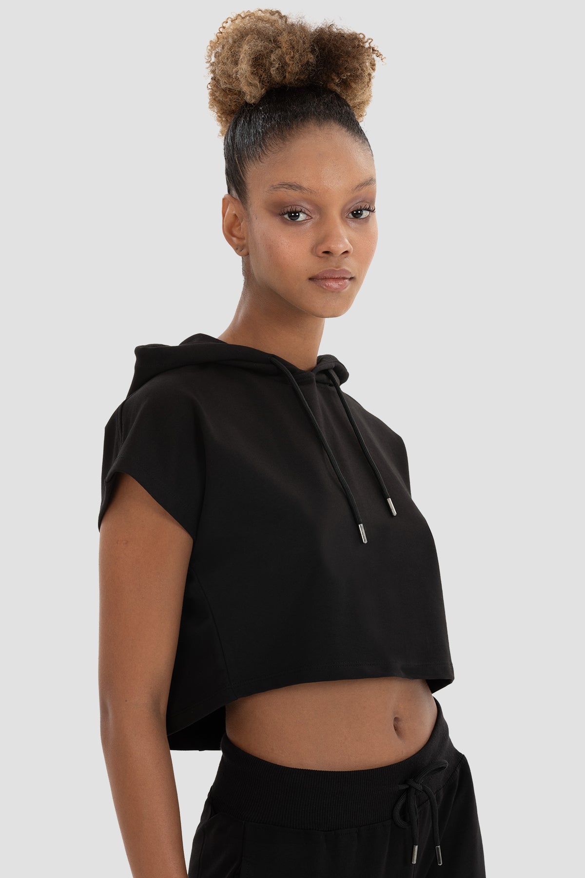 Kush Sleeveless Cropped Hoodie - Black