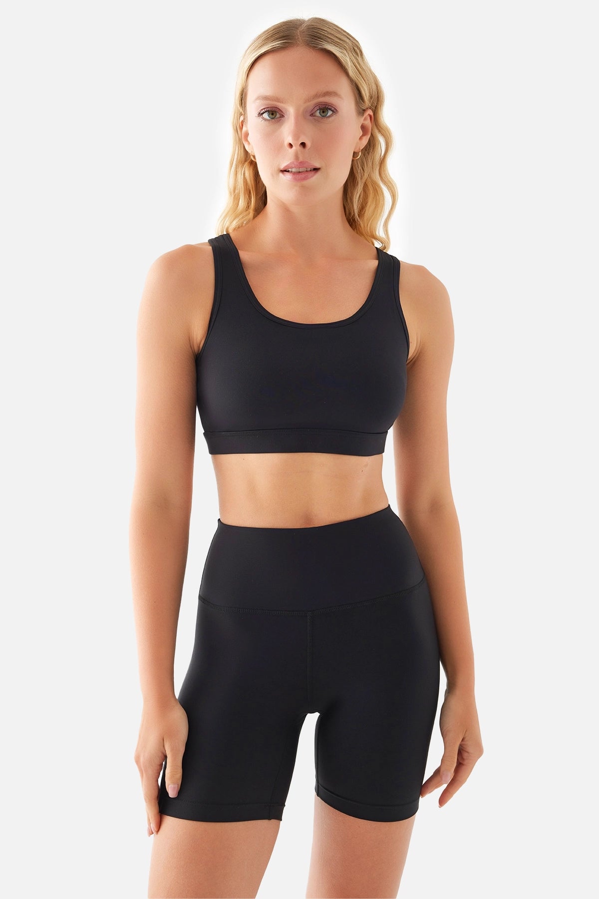 Anna Soft Medium Sports Bra - Black